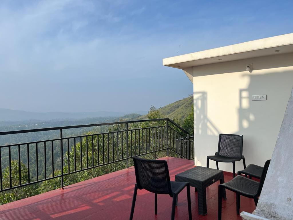 Munnar Alkaline Villa 外观 照片